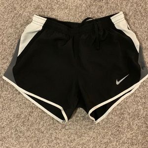 Nike women shorts